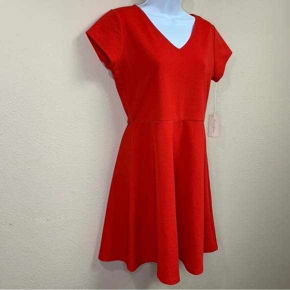 Large NEW Threads And States Red V Neck Fit And Flare Dress Stretch Retro 11 13 - Picture 4 of 12